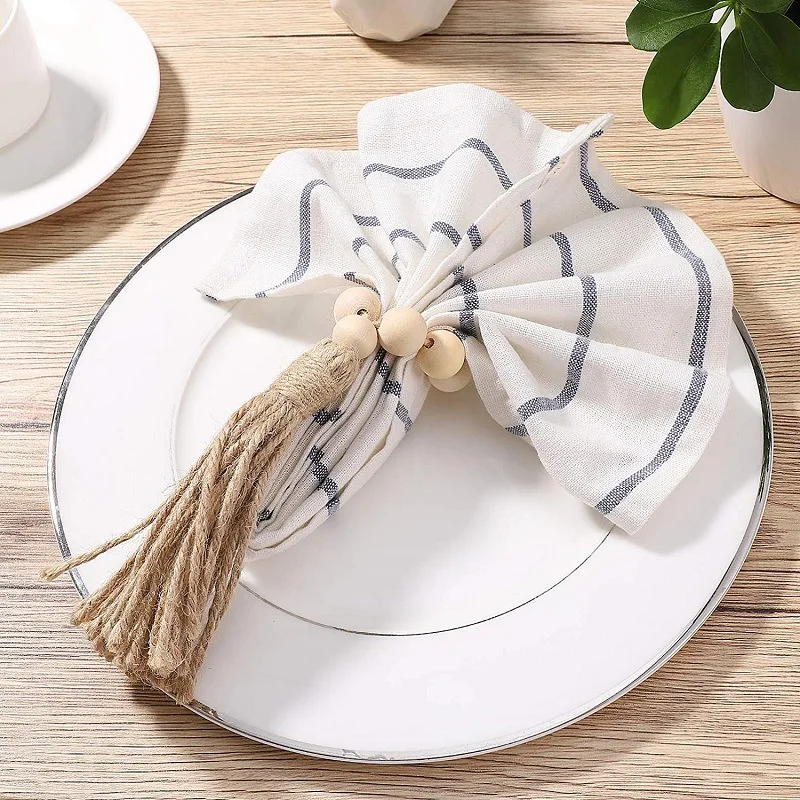 

Retro Wood Bead Tassels Garland For Home And Wedding Decoration