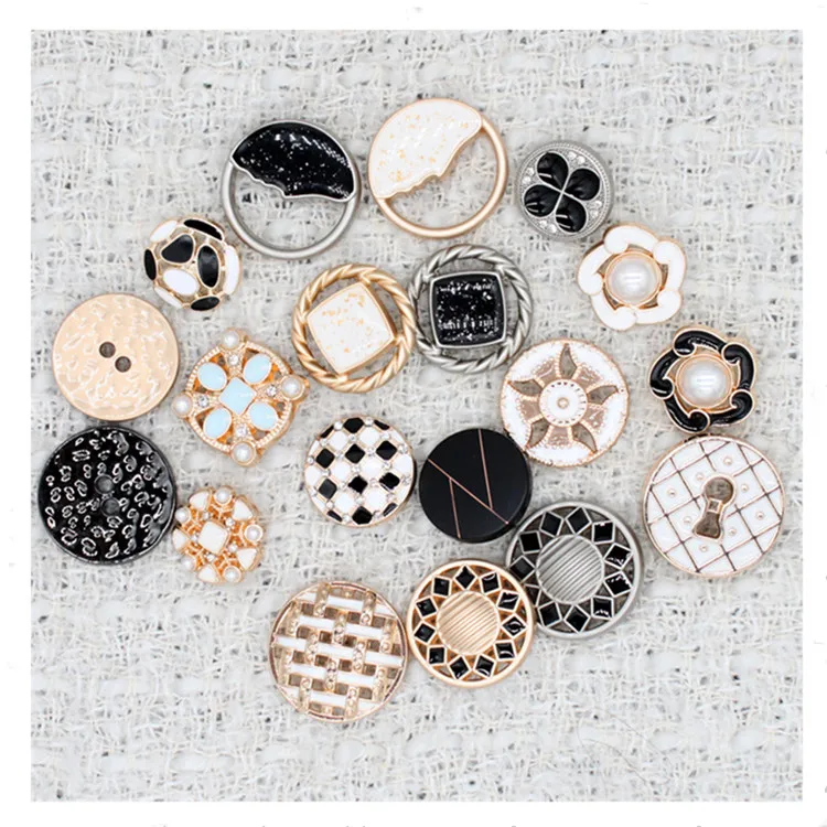 

Product price concessions customized high-quality electroplating non-fading inlaid crystal beads zinc alloy buttons