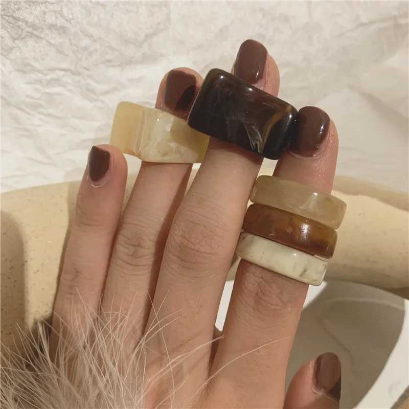 

Ins Korean Jewelry Resin Candy Color Transparent Wide Square Ring Amber Colors Geometric Acrylic Ring For Girl