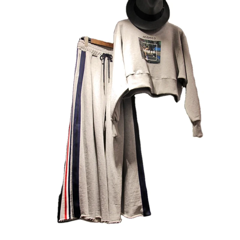 

Crop Hoodie Set Fashion Women's Tracksuits Casual Printed Sweatshirt Striped Wide Leg Pants Sportswear Ladies Joggers Set
