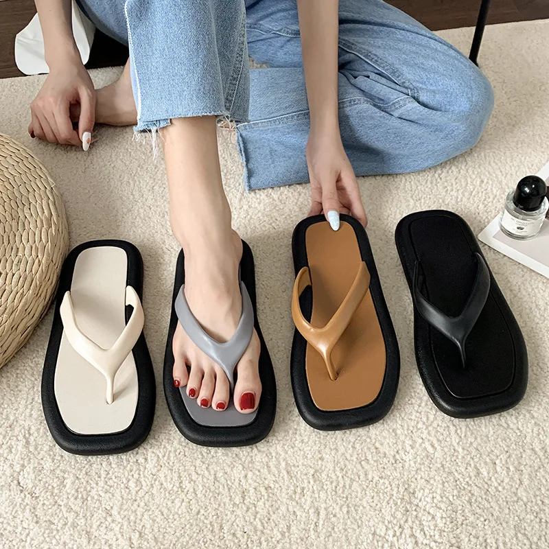 

Fashion trend household flip flops thick soled square toe shoes Summer new casual beach sandals slippers for womens, As the pictures show