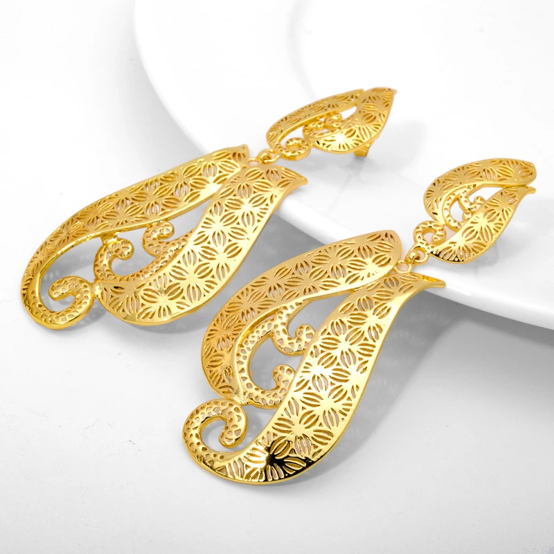 

Dubai gold plated jewelry various styles simple cheap gold earring designs for women