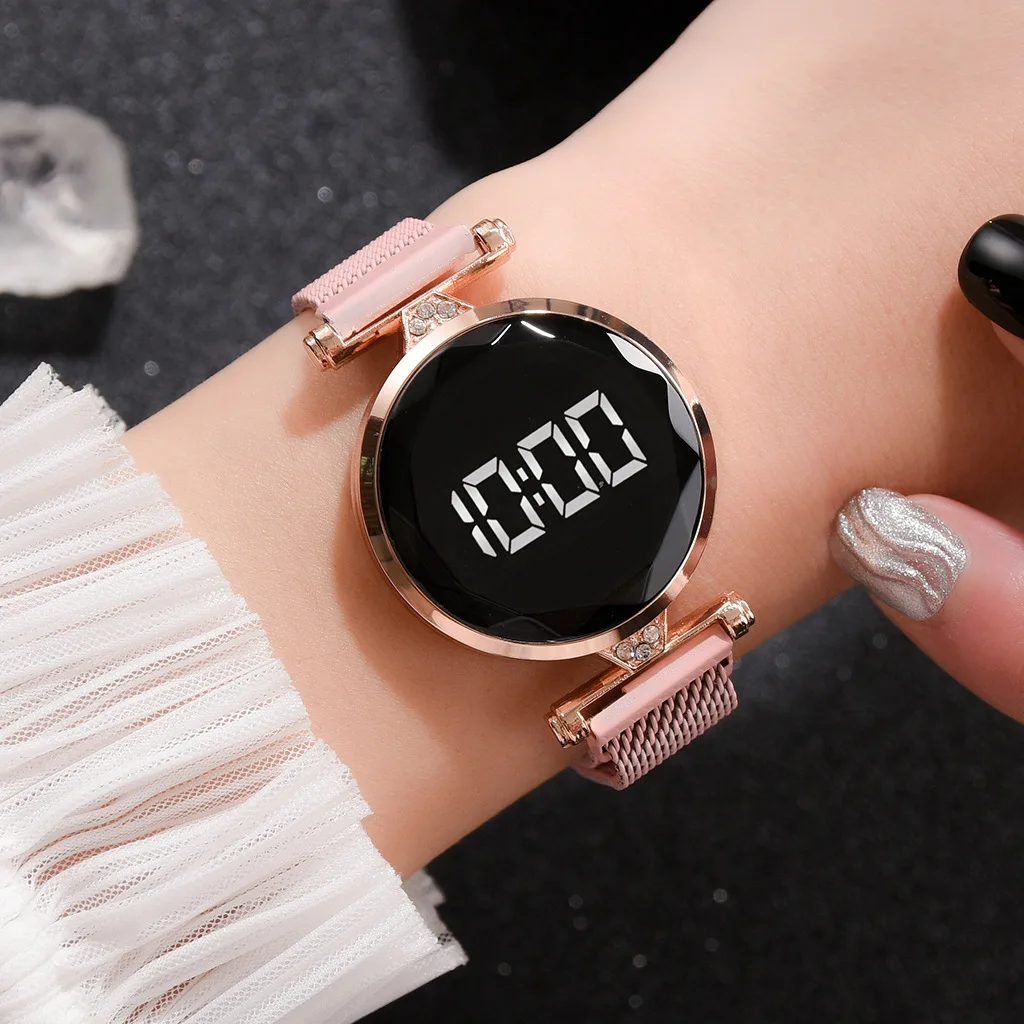 

2020 Luxury Watch Women Watch Magnet Starry Digital Watches Top Brand Personality New Design Female Clock Relogio Feminino, As shown