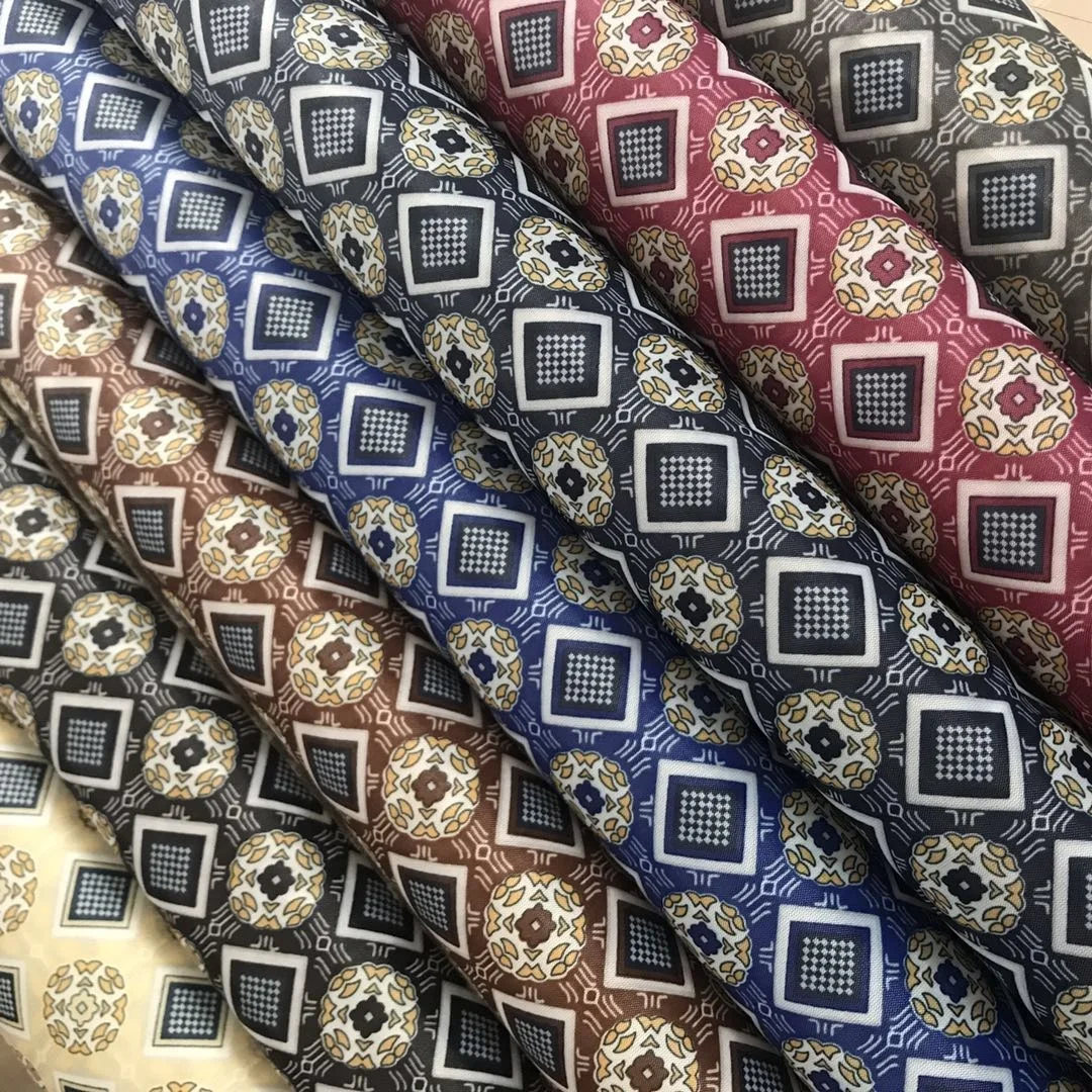 
190T Printed Taffeta Lining Fabric 46gsm For Garment Thousands Pattern 