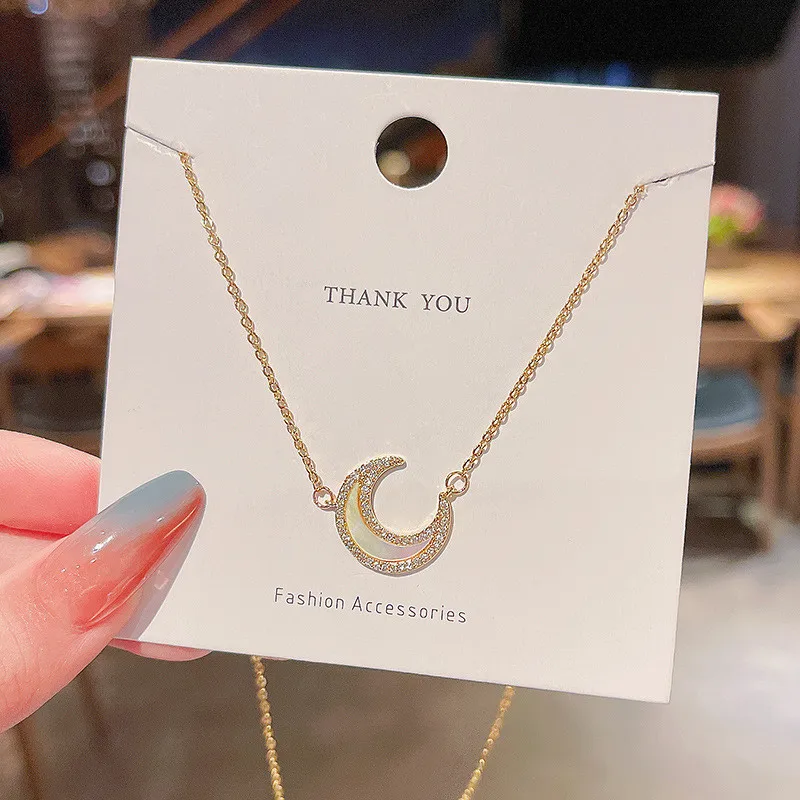 

Fashion Korean Real Gold Plated Titanium Steel Shell Moon Necklace Micro Pave CZ Zircon Moon Pendant Necklace