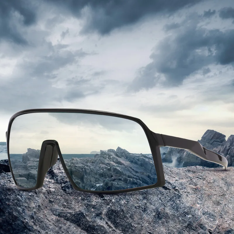 

New trendy big square frame UV400 men women sports lash packaging like sunglasses gift box custom 2021