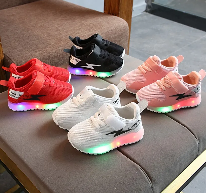 

Autumn 2020 new flashing lights children's shoes LED lights shoes boys and girls luminous sneakers non-slip casual sports shoes, Requirement