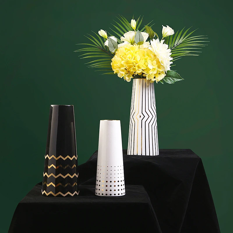 

New European Simple White Ceramic Vase Flower Inserter Creative House Living Room Decorations