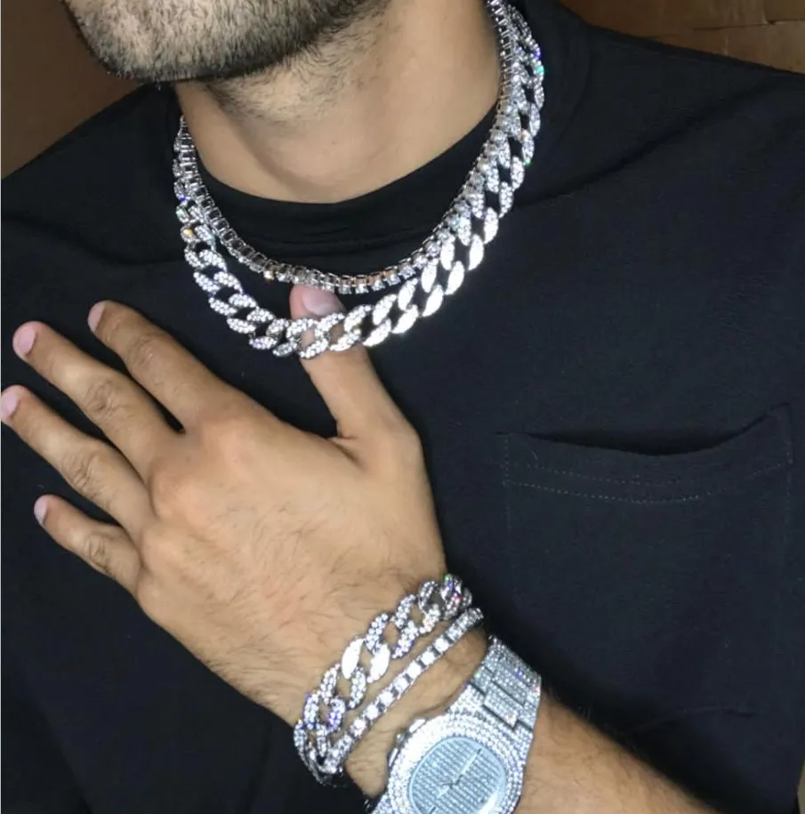 

Hip Hop 15mm Iced Out Bling Cuban Chain para hombres collar Jewelry Wholesale