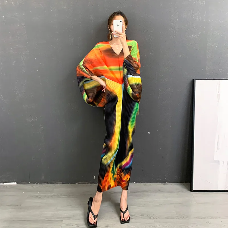 

FXZ Miyake Pleated Bat Sleeve Women Dress 2021 Prefall temperament plus size V-neck print fashion miyaki pleats dress, Customized color