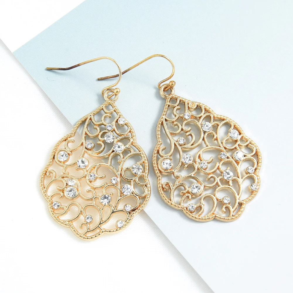 女士假日经典金钻石波西米亚耳环花朵吊式耳环珠宝