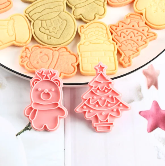 

6pcs Multi 3D Plastic Christmas Tree Snowman Santa Claus cookie cutter Set