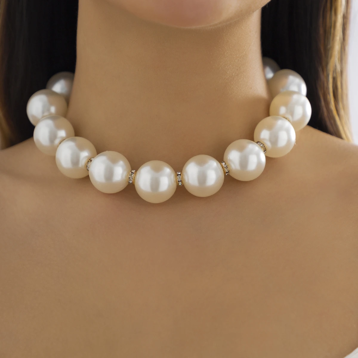 

SHIXIN Fashion Exaggerated Big Pearl Necklace Advanced Elegant Choker Necklace Women's Gold Adjustable Rhinestone Valentine Gif