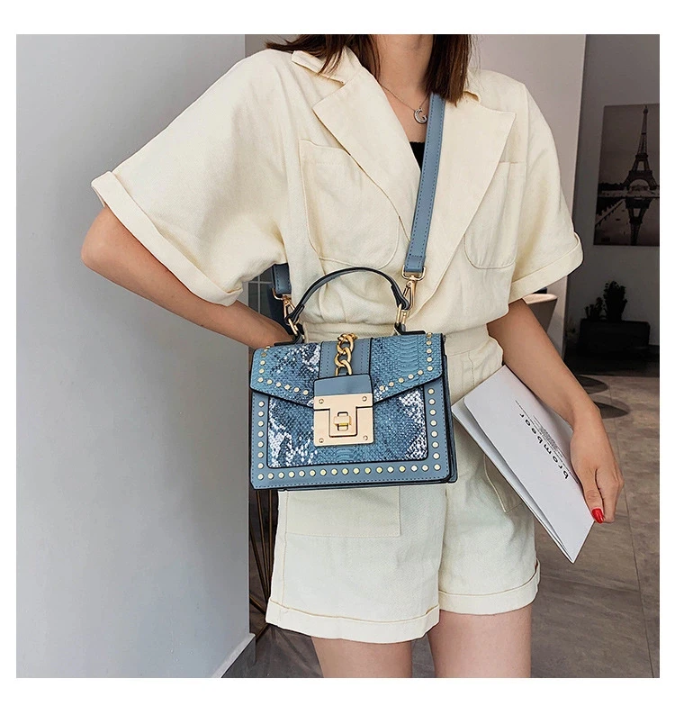 

2021 latest fashion handbag chic messenger bag lady handbag, Multi color