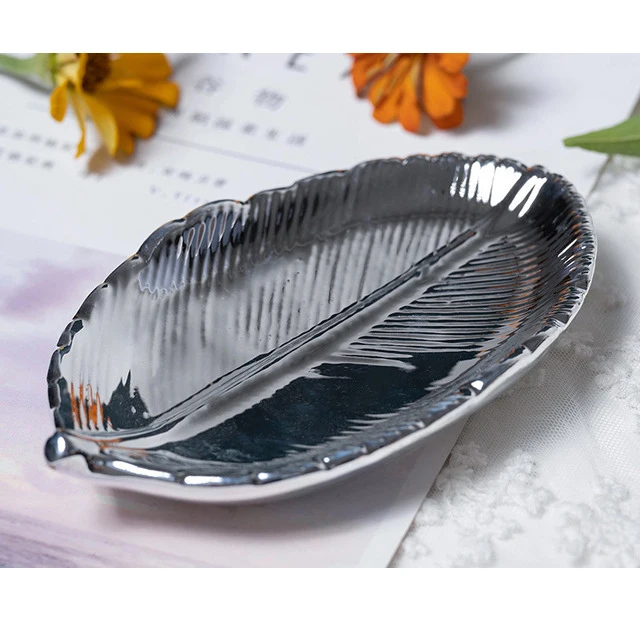 

Gifts for Women Girls Ceramic Ring Dish Decorative Trinket Plate Gold/Silver Leaf Jewelry Tray Dish Mothers Day Valentines Gifts, As the picturs