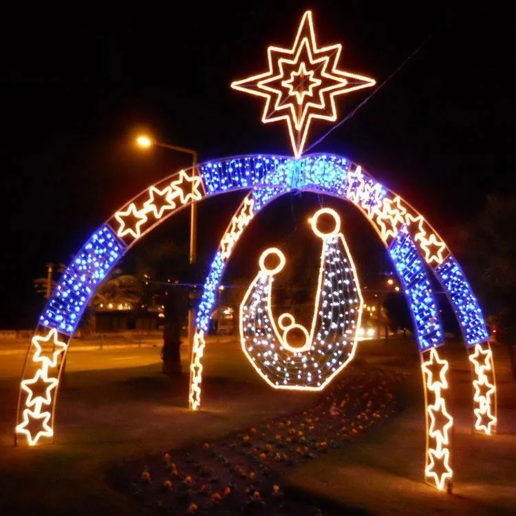 christmas arch light.jpg