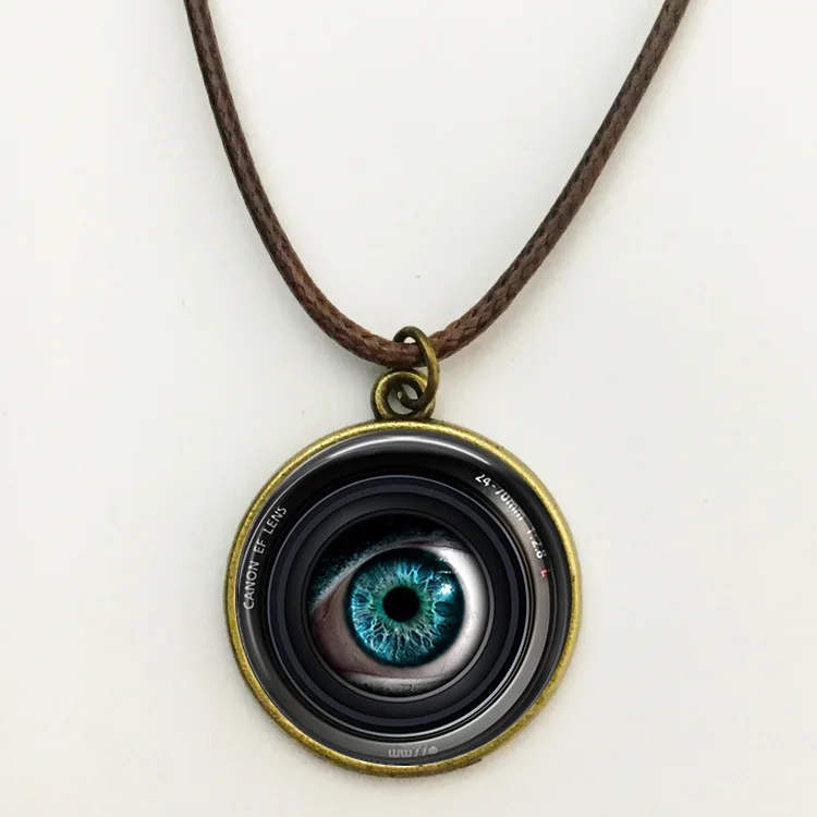 

2021 FT-22 Pendant Necklace With Mini Hidden Camera Fancy Necklace Design, Gold color