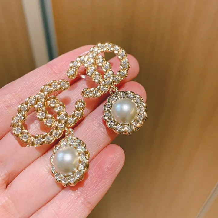 

Wholesale 2021 new designer popular luxury brand jewelry color channel earrings women, As picture