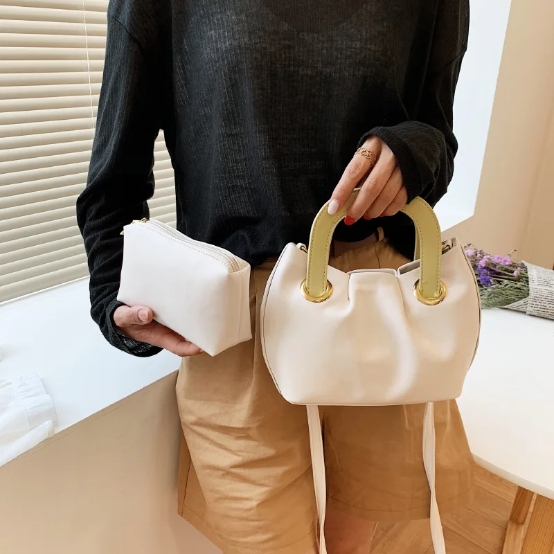 

New Fashion Retro Color Contrast Portable Bucket Bag Simple Casual Soft Leather One Shoulder Messenger Bag, As pictures