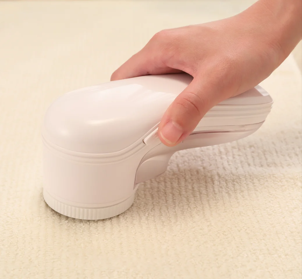 
Most popular highly cost effective quality assured clothes lint remover 