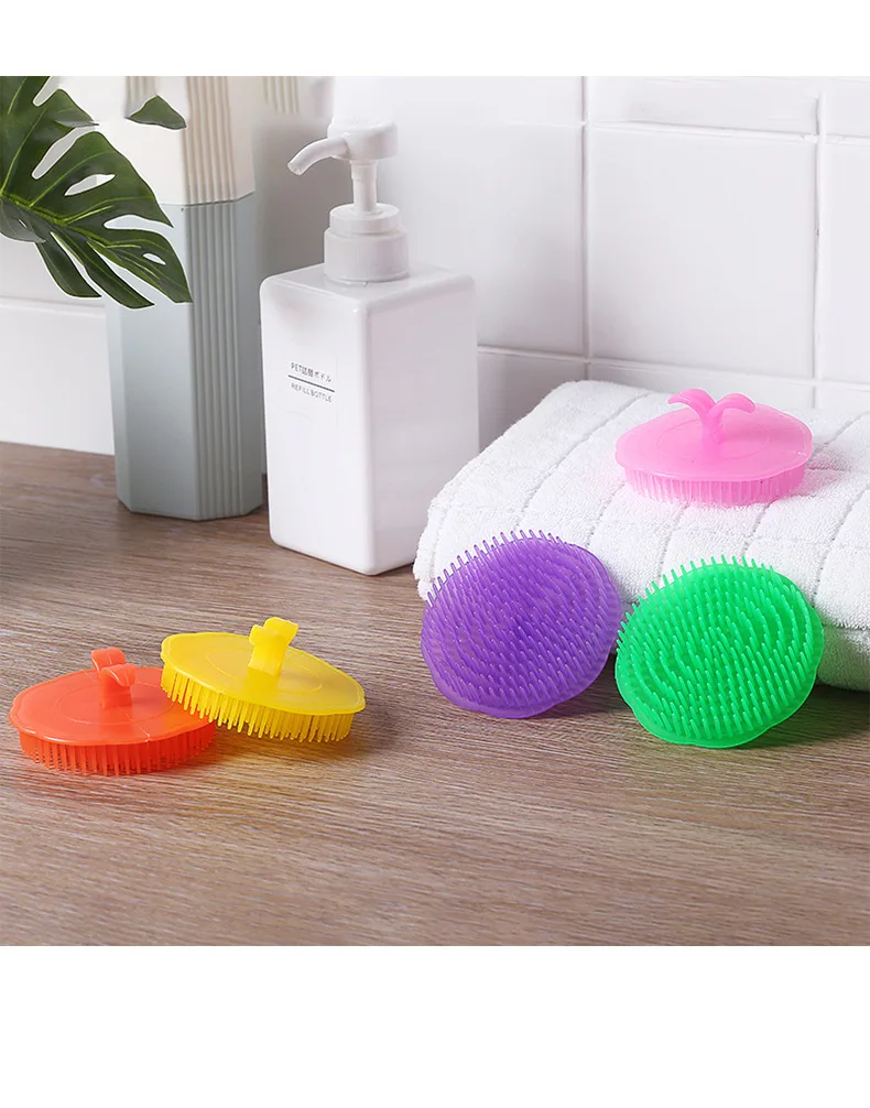 

2021 Portable New Clean Shampoo head massage Brush Hair Brush Silicone, Random color
