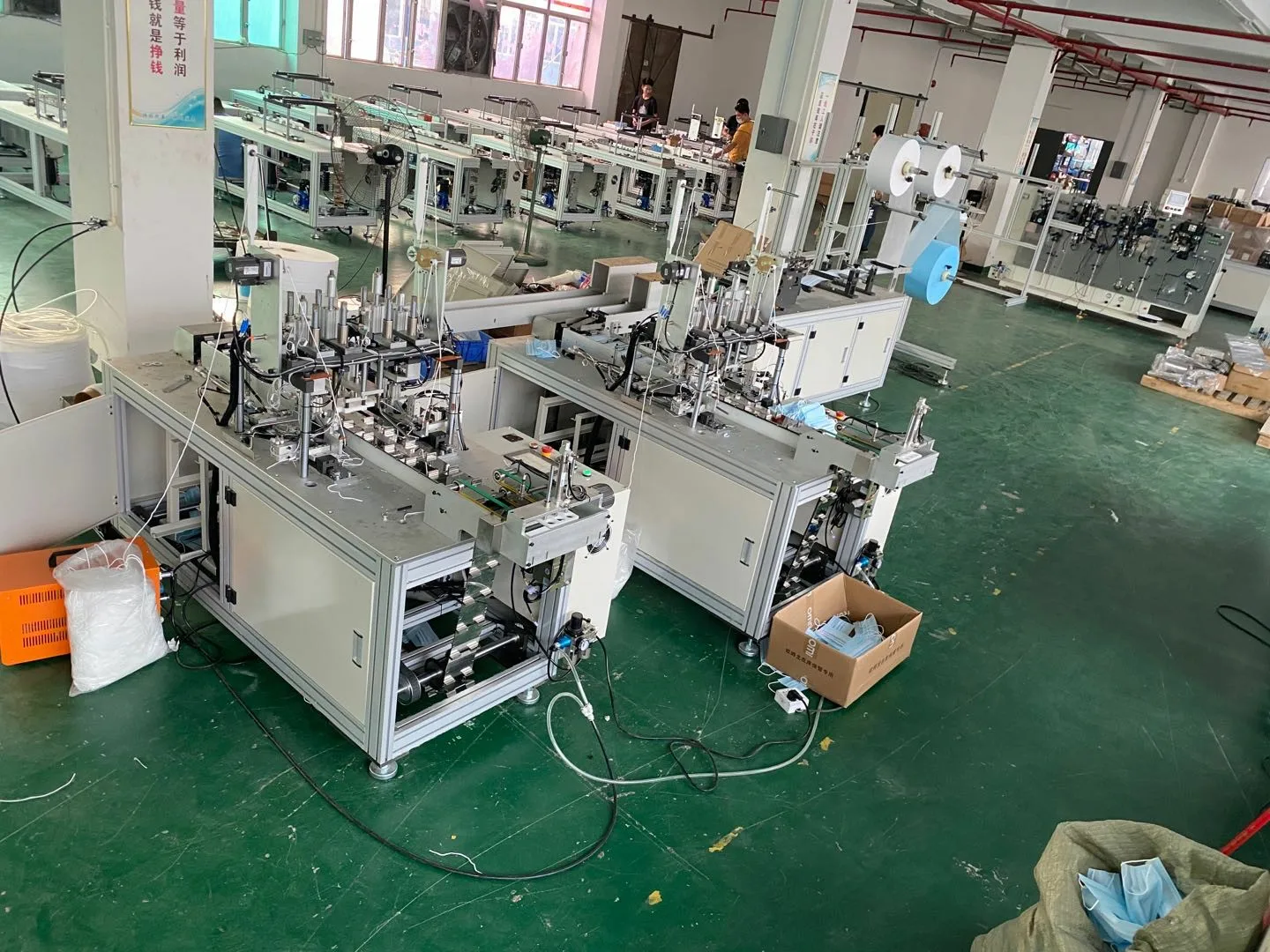 
fully automatic 3 ply nonwoven fabric facemask facial face masks making machine production line 