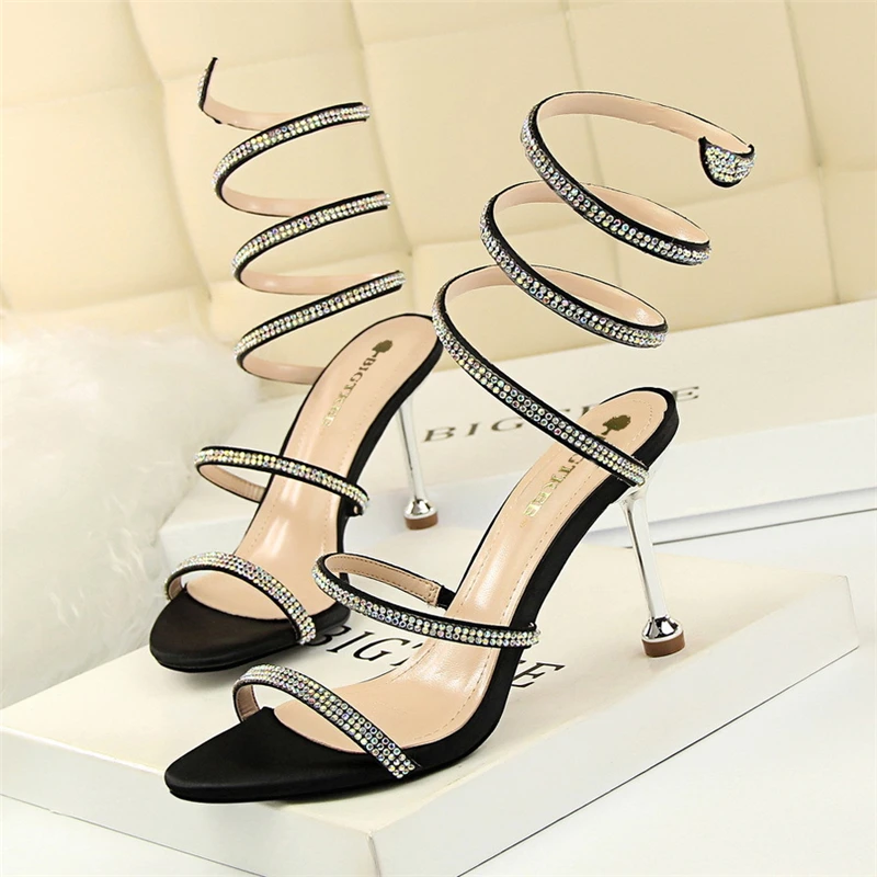 

Snake Strapwrapped Women Shoes for Girls Party Dress Wedding Heels Stiletto Thin Heeled Shoes Summer Sandals Rhinestone Sandal