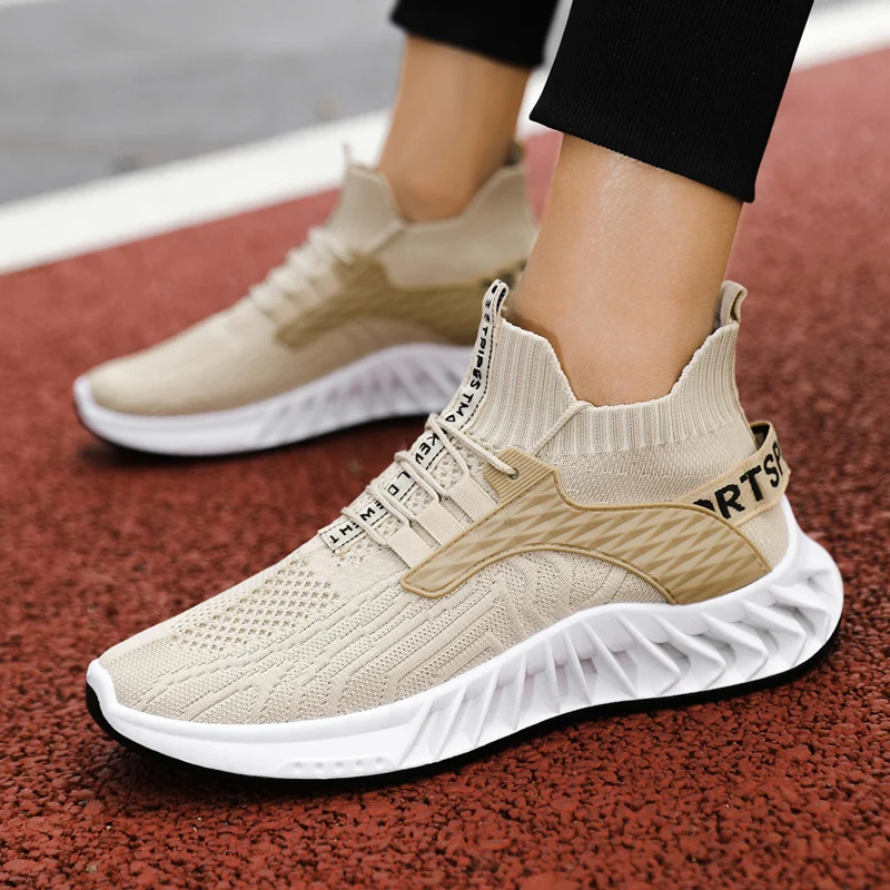 

ISM108-002 Professional export casual sneaker fashion stock shoes gym for men