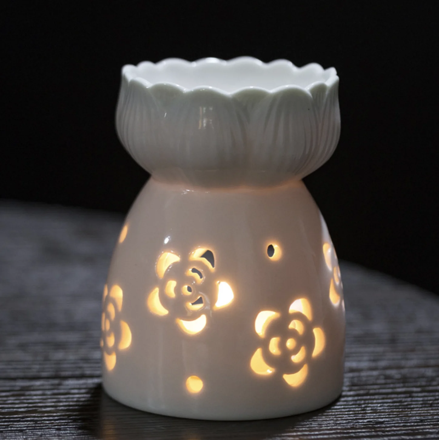 Ceramic Hollow Essential Tealight Candle Holder Aroma Incense Essential