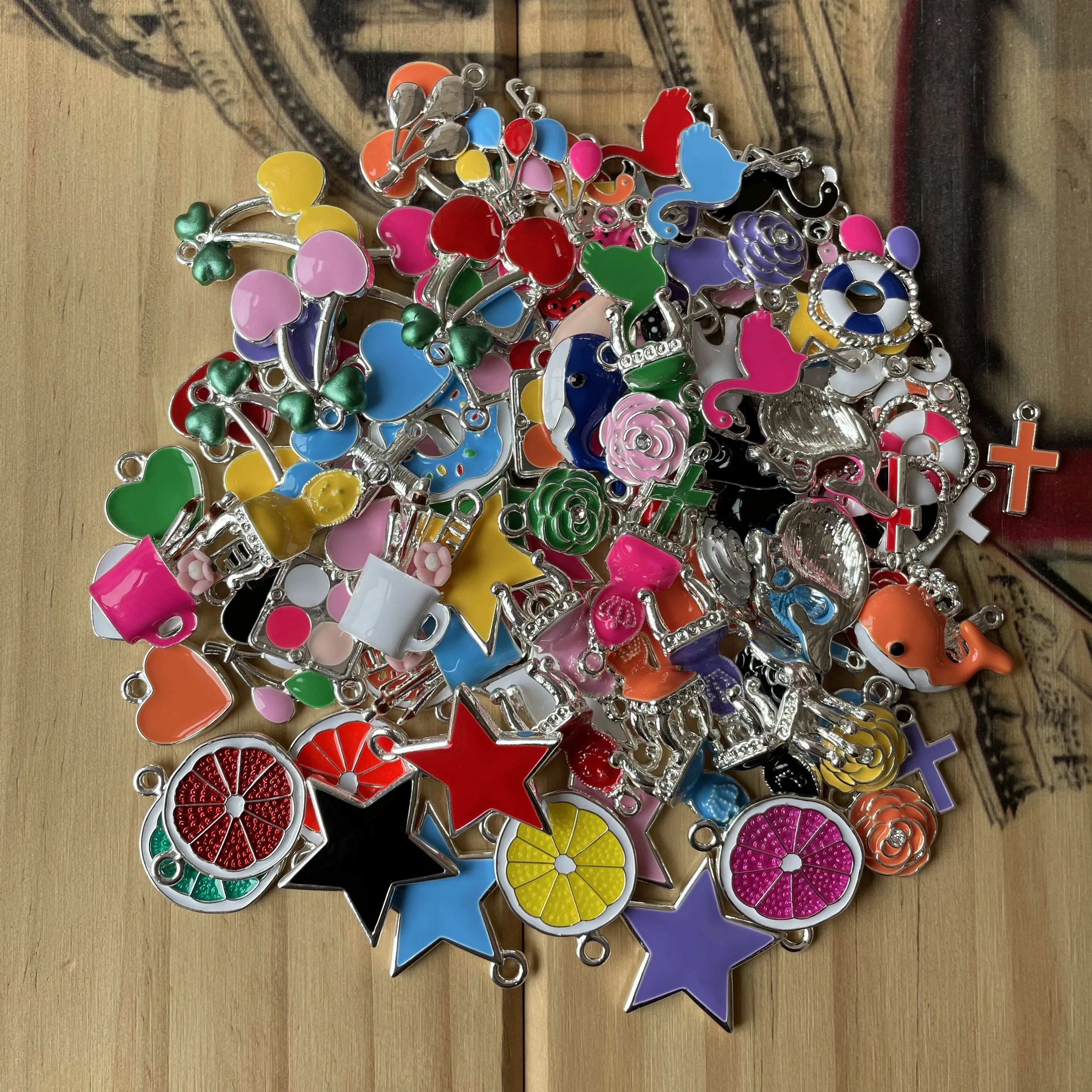 

100pcs mix lot various color enamel charms for jewelry making cute cartoon animal fruit heart flower metal charms for bracelets, Can mix