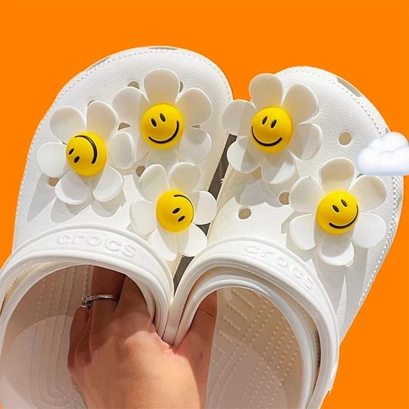 

Vintage Croc Charms DIY Shoe Decorations Women Cute Flowers Shoe Buckle Croc Charms Designer All-match Clogs Accessories Fashion, White and yellow