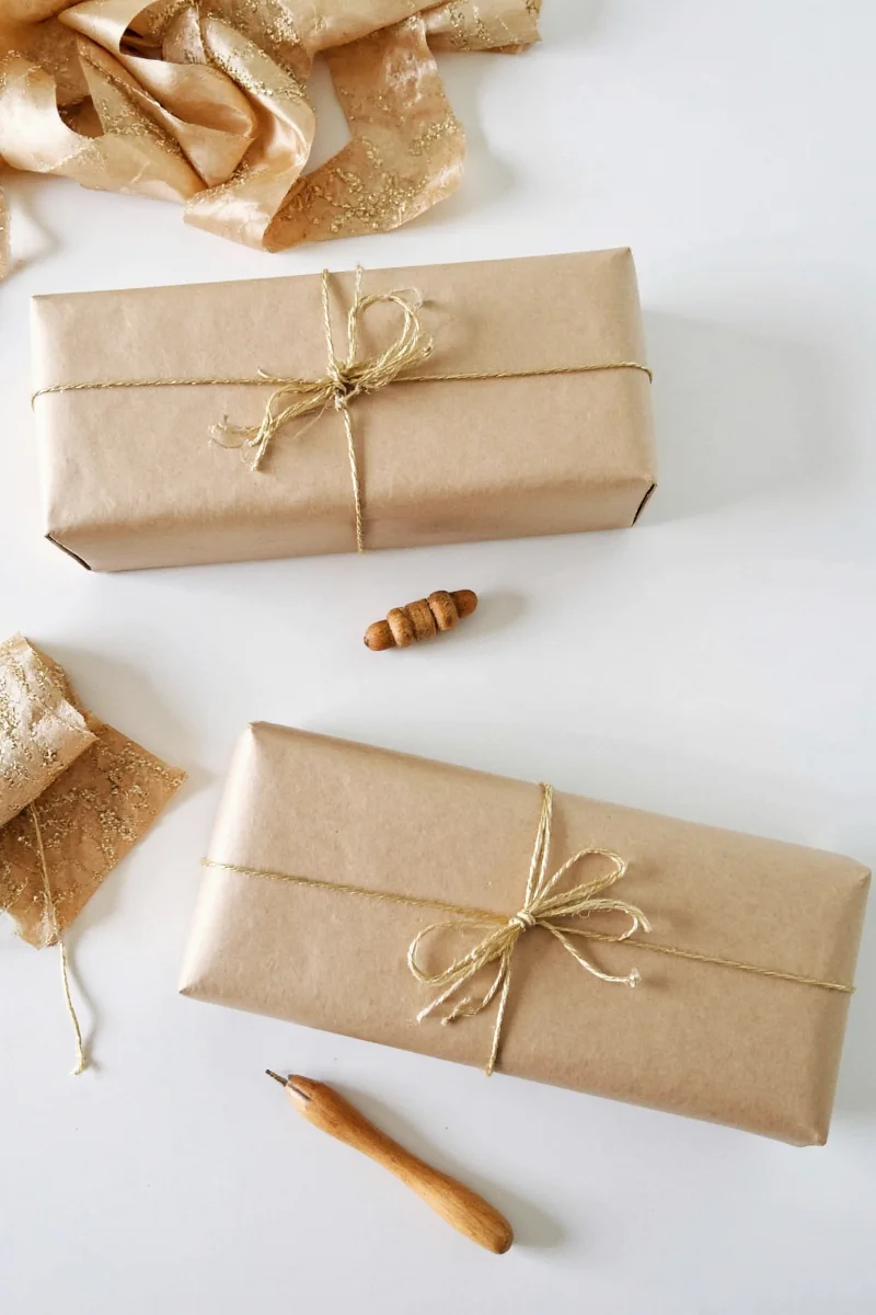 from boring to brilliant 10 ways to wrap christmas in brown paper without being basic