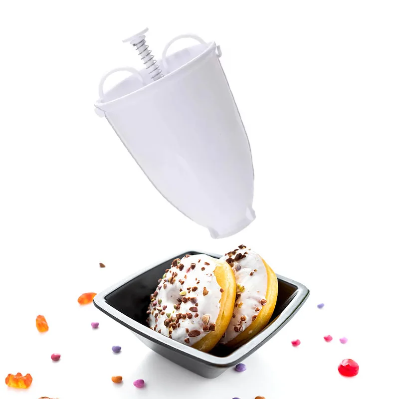 

Deep Fry Doughnut Machine Bakeware Baking Tool Kitchen Gadgets Plastic Donut Maker Lightweight Arabic Waffle Mould Dispenser Mzl, White