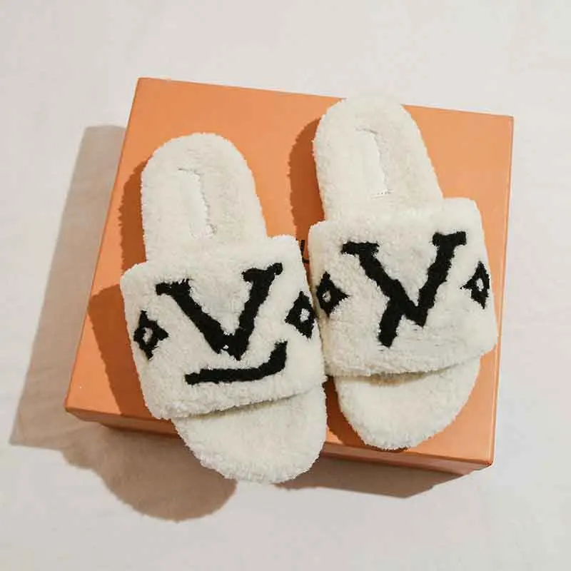 

Original 1:1 Women Home luxury Warm Cotton Indoor fuzz slides Household lamb wool Slippers fur designer sandals, Mixed color