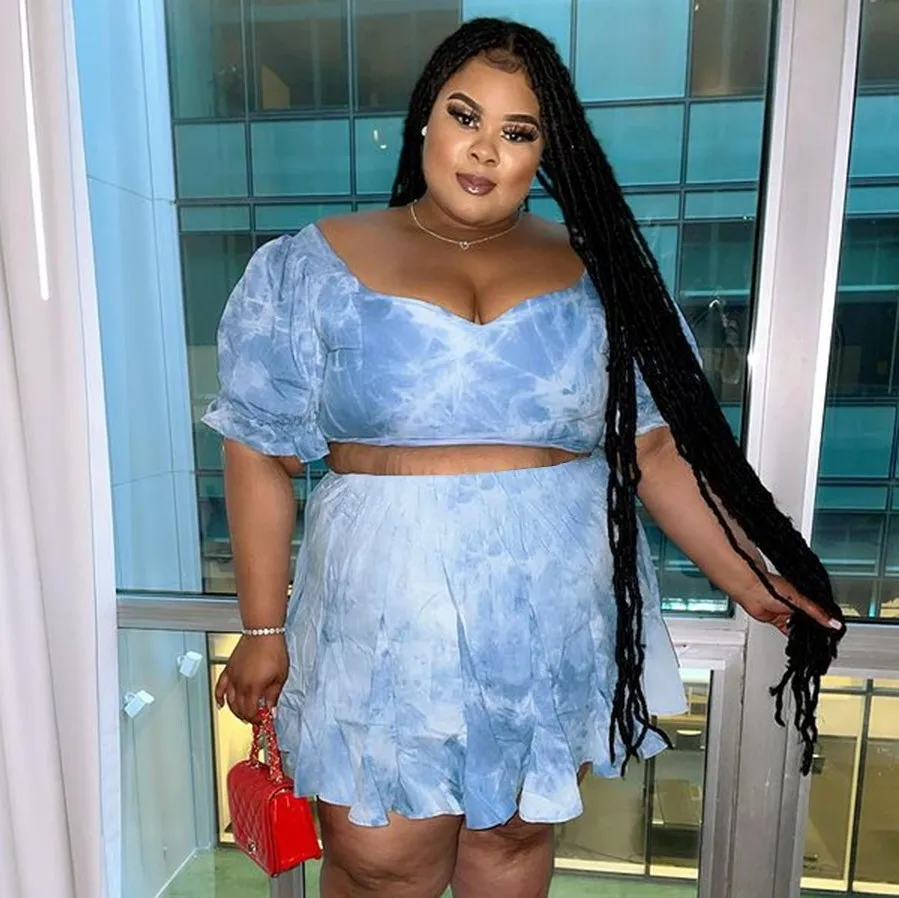 

2021 Summer Fashion Sexy Print Plus Size Square Neck Short Flare Sleeve Cute Two Piece Pleated Mini Skirt Sets 2pc Skirts Set, Light blue