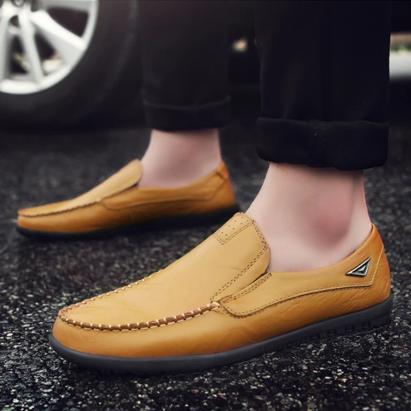 

Wholesale China Fashion New Style Men Flat Loafers Round Toe Anti-slippery Shoes Breathable Walking Shoes