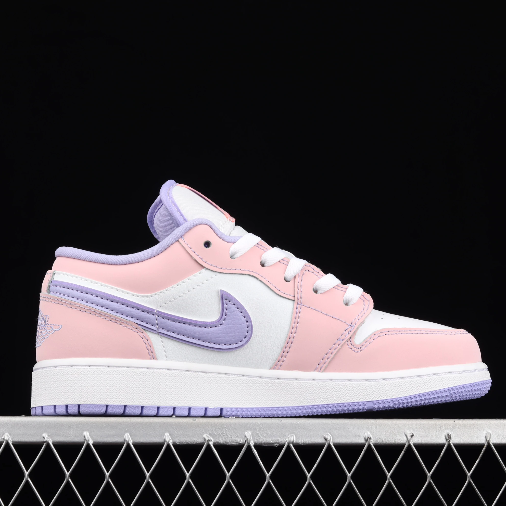 

Platform Sneakers Pink White shoes Women Spring High Platform Femme Lace Up White Basket Sneakers