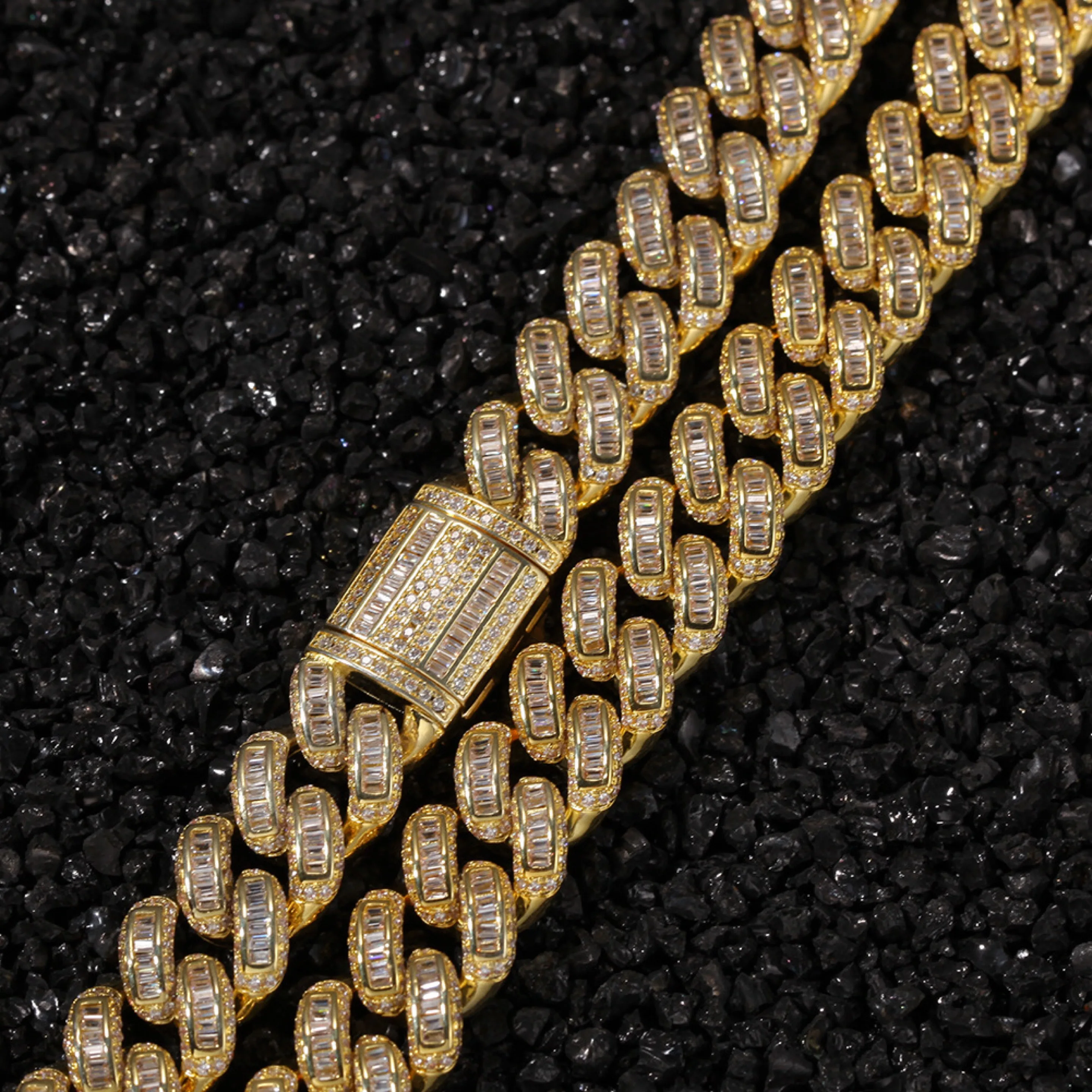 

18k gold iced out hip hop customized CZ baguette cuban chain