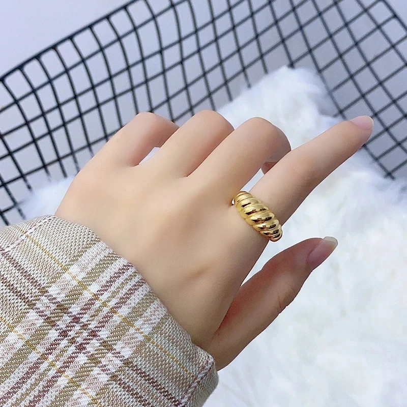 

Stylish Silver Resizable Opening Rings for Women Gold Jewelry Large Adjustable Antique Opening Rings, Show in the picture