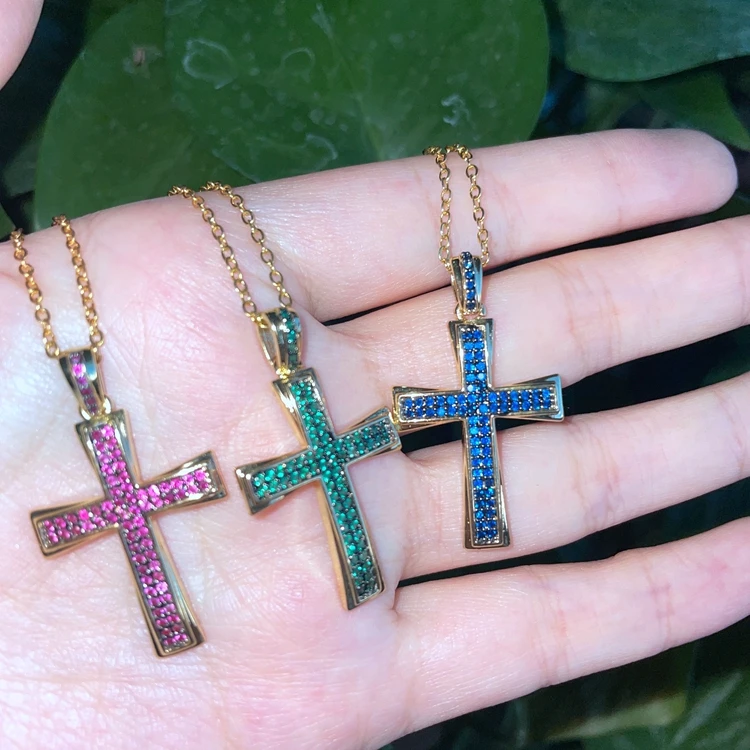 

Hot Selling Cross Pendant For Women Fashion 18k Gold Plated Iced Out Zircon Diamond Cross Necklace Jewelry