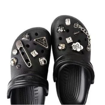 

Crocks metal rock charms accessory decoration for croc shoe gun skull bullet charms, Picture
