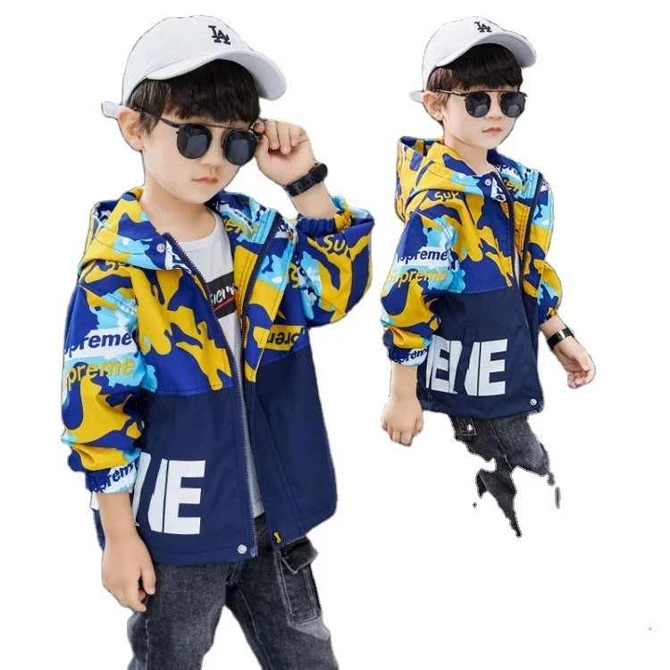 

Boy's jacket spring and autumn windbreaker camouflage double-sided wear jacket