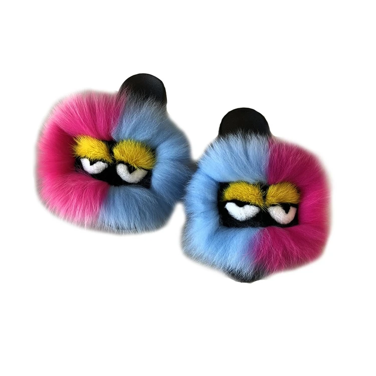 

Specializing in manufacturing fox fur net red sandals and flat monster slippers