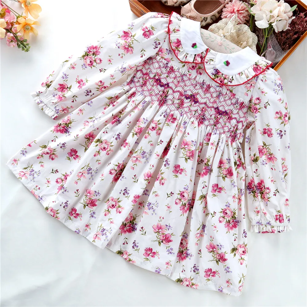 

C071683 1-7 years old new 2021winter infant baby smocked dresses embroidery hand made long sleeve kids clothes wholesale