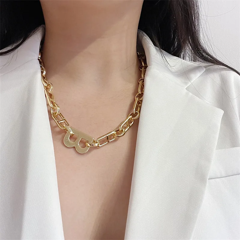 

European Platinum Plated Chunky Link Chain B Letter Choker Necklace Punk B Letter Choker Necklace Women Jewelry