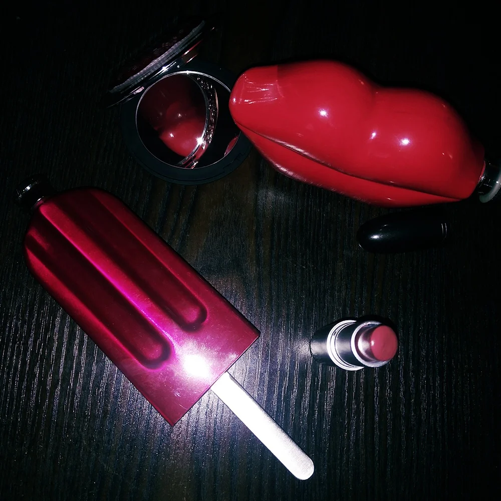 

Women use 304 material stainless steel lipstick hip flask