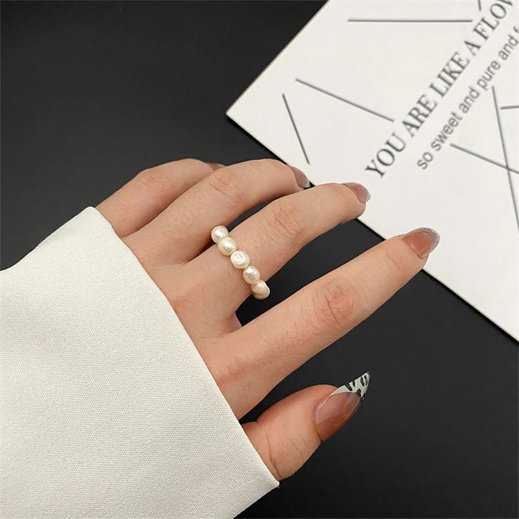 

Wholesale vintage handmade irregular geometric adjustable stacking freshwater baroque pearl beaded heart elastic ring