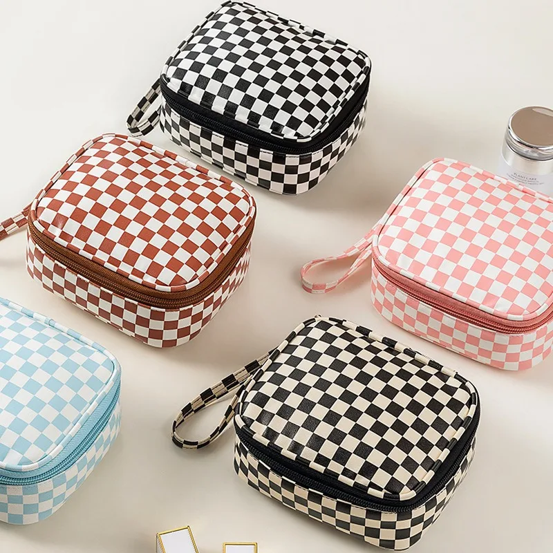 

Portable makeup bag small hand bags for women cosmetic digital small items storage