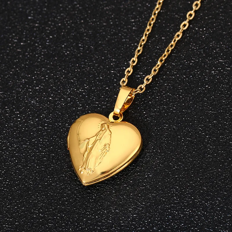 

New European and American Heart Shaped Virgin Mary Pendant Necklace Stainless Steel Necklace Jewelry for women 2020, Gold