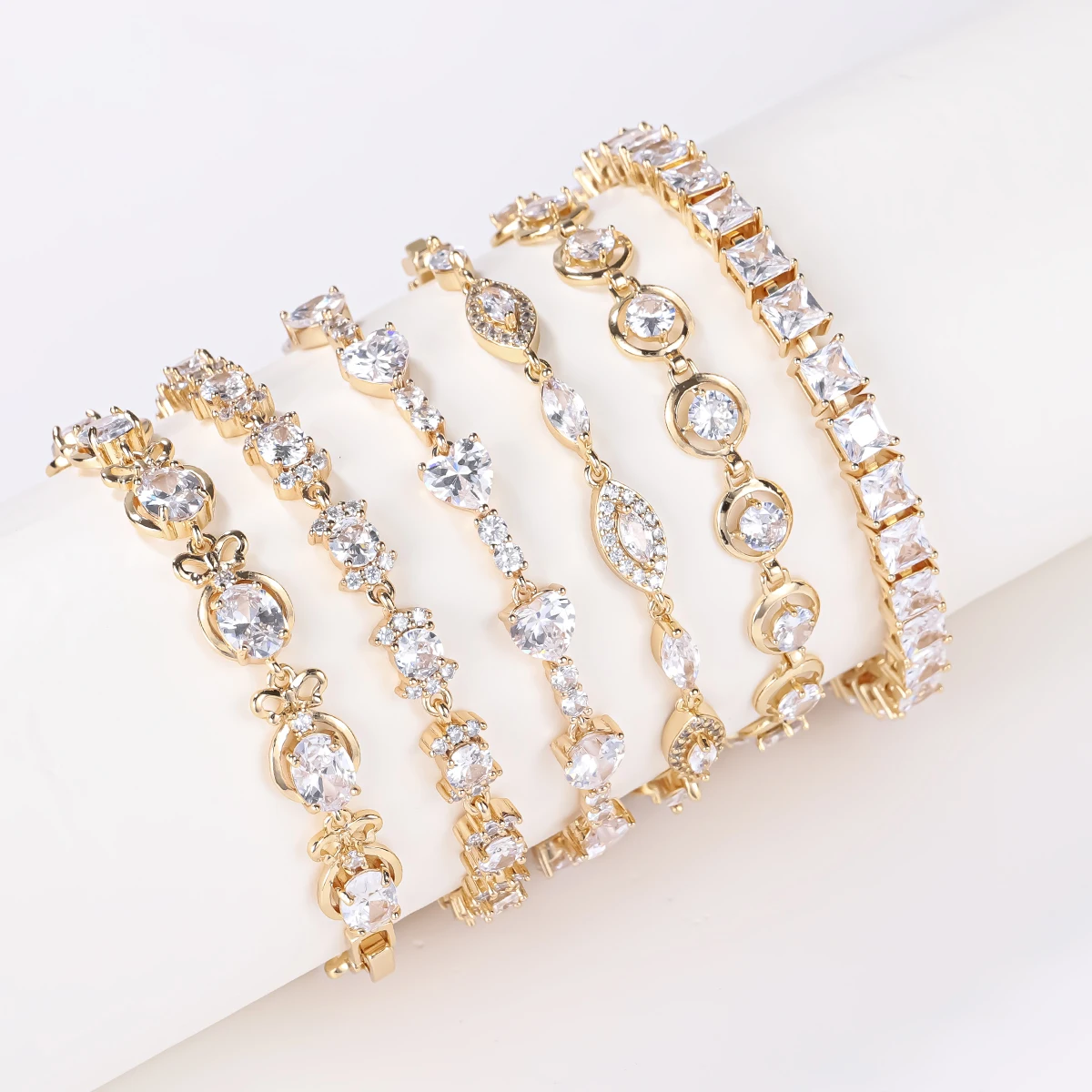 

Wholesale 18K gold plated jewelry bracelet luxury heart tennis cubic zircon diamond bracelet for women